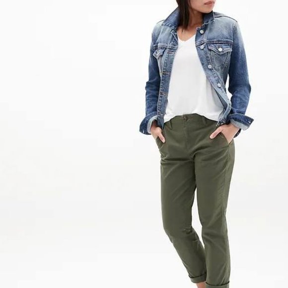 GAP | Pants u0026 Jumpsuits | Gap Stretch Twill Girlfriend Greenway Khakis  Chinos With Washwell Size 8p | Poshmark